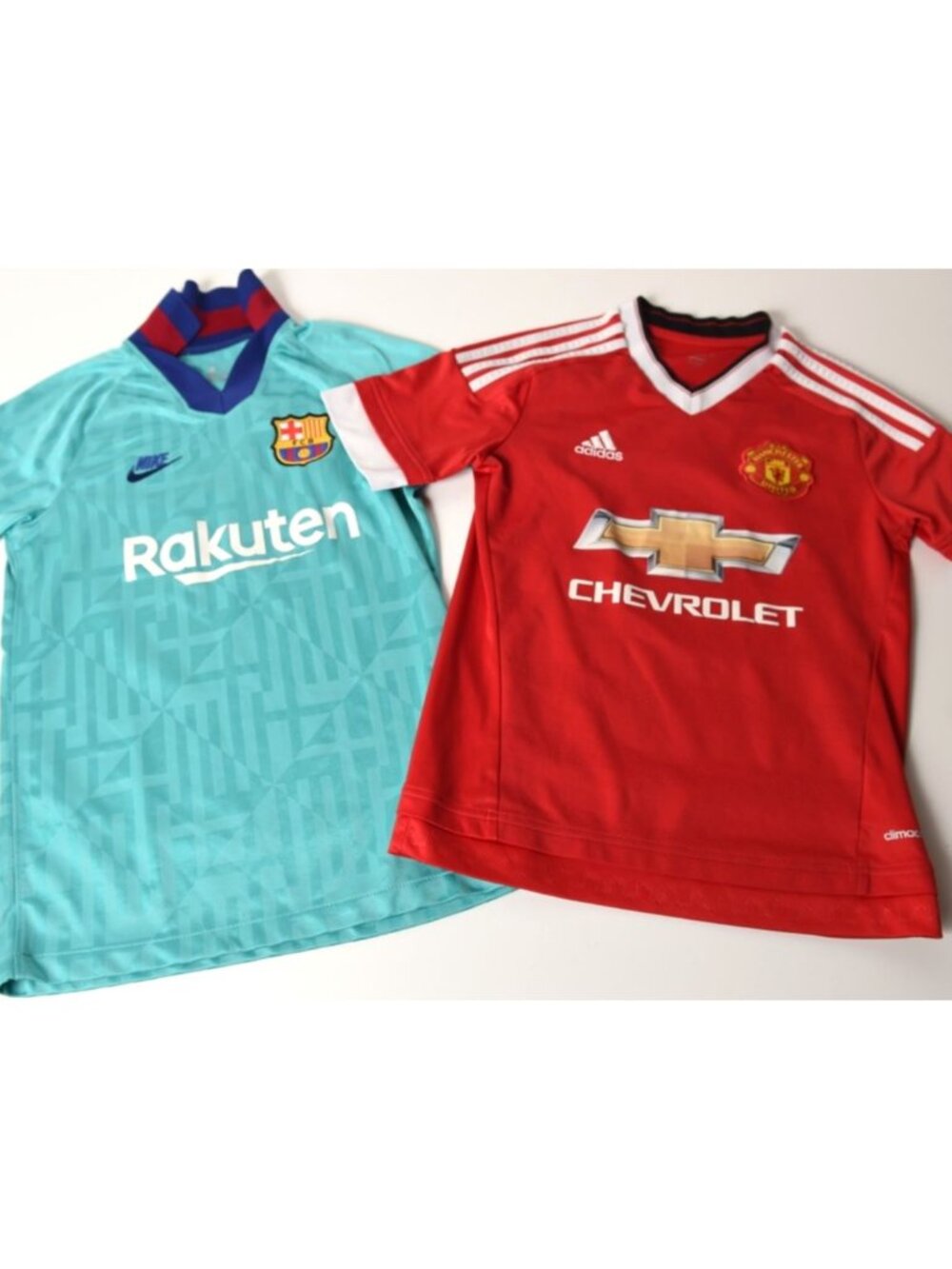 Boys Soccer Football Jersey Bundle of 2 Boys Size Youth M Manchester United FCB